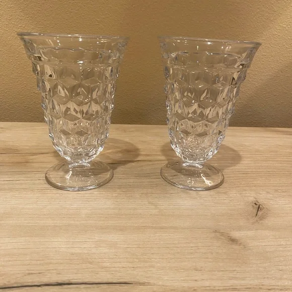Two Vintage Fostoria Glasses, gorgeous clear Fostoria Glass here! Sold in pair! - Picture 3 of 7